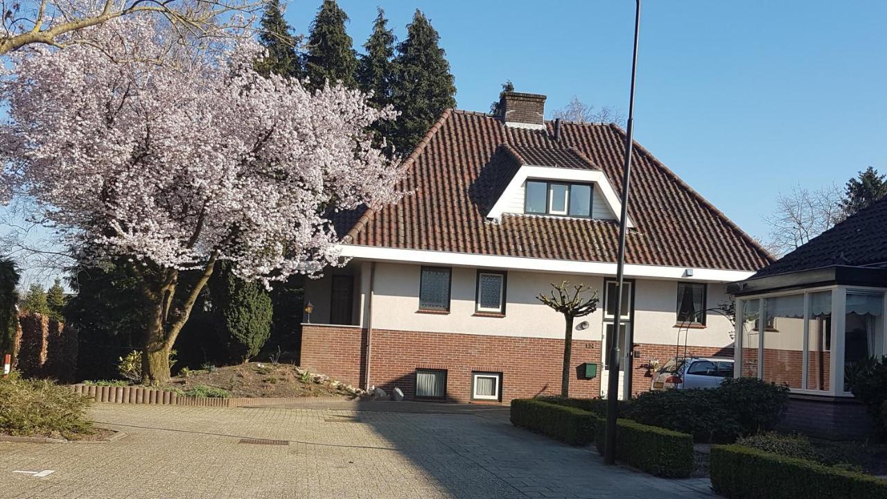 B&B De Loenense Bossen Exterior foto